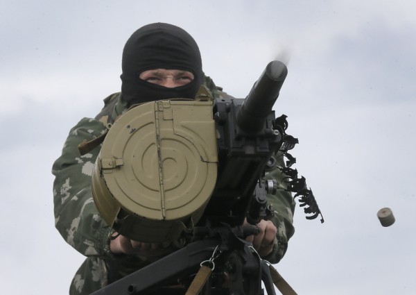 Силовики уничтожили артустановку НОНА под Славянском - Селезнев Силовики уничтожили артустановку НОНА под Славянском - Селезнев