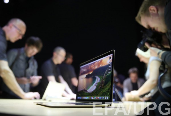 За счет сенсорной клавиатуры MacBook станет тоньше