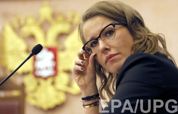 Собчак обратилась в посольство Украины за разрешением на поездку в Крым