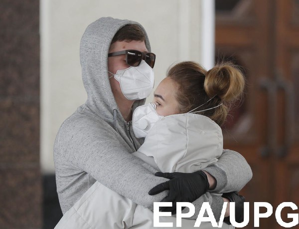 Коллективный иммунитет в Украине появится через год