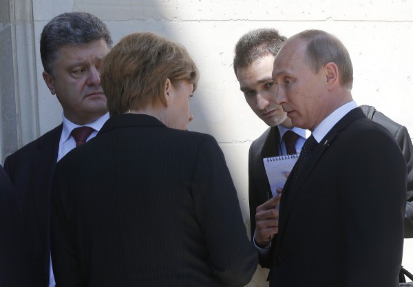 Порошенко заявил, что Украина не намерена делать уступки Путину Порошенко заявил, что Украина не намерена делать уступки Путину