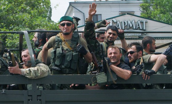 Воюющим на востоке Украины боевикам платят по 300 долларов в день, заявляют в МВД Воюющим на востоке Украины боевикам платят по 300 долларов в день, заявляют в МВД