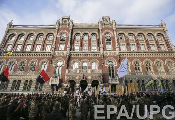 Право вернуться на рынок также получат руководители 33 обанкротившихся банков