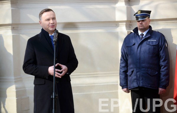 Против польского закона уже выступил ряд стран