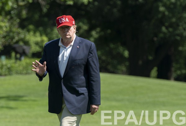 Трампа неоднократно обвиняли в приставаниях