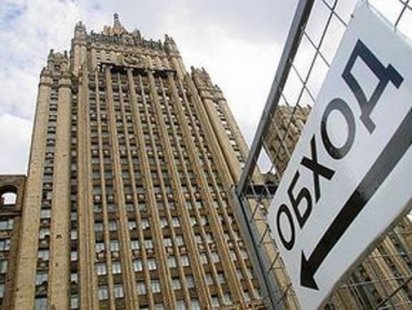 С Россией никто не имеет права говорить языком санкций, заявили в МИД С Россией никто не имеет права говорить языком санкций, заявили в МИД