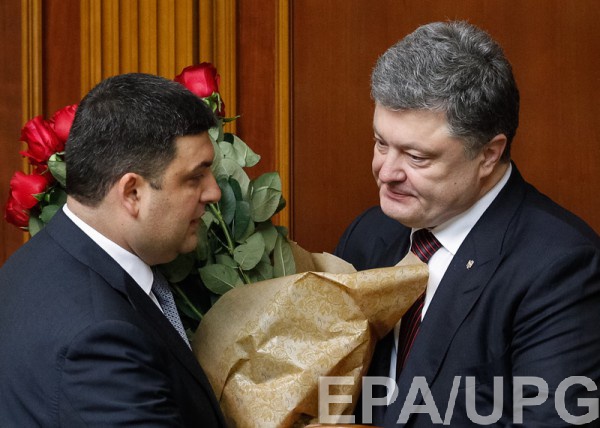 Месячный оклад Порошенко составляет 28 000 грн