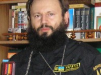 Священник УПЦ обвинил украинскую власть в отказе вести