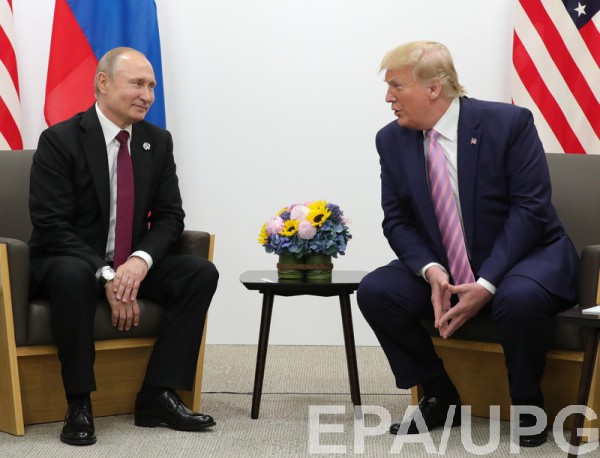 Трамп обсудил с Путиным тесное взаимодействие в борьбе с коронавирусом