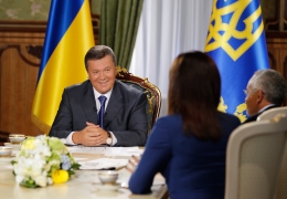 Янукович пообщался с журналистами