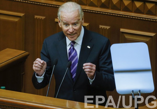 По словам Байдена, если Украина будет медлить с реформами, то санкции против РФ могут быть сняты