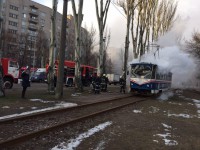 В Запорожье загорелся трамвай с пассажирами