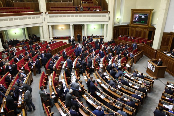 В Раде продолжаются переговоры