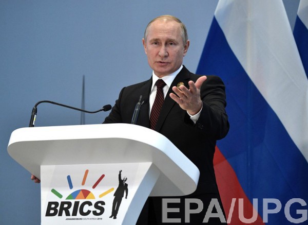 Путин воздержался от комментариев по возможному референдуму
