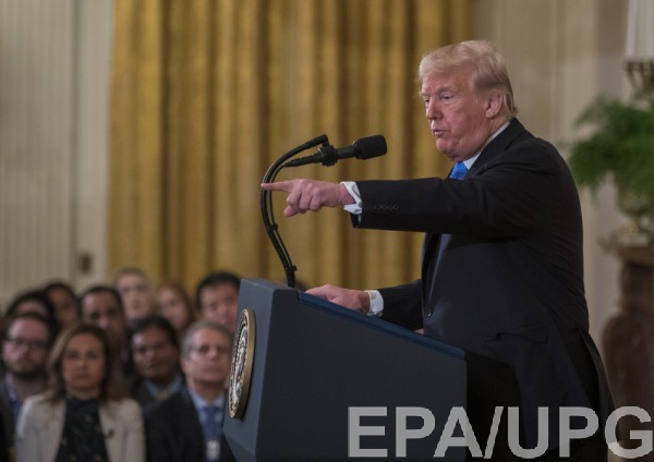 Трамп: Дайте мне управлять страной. Вы заведуете CNN, и если бы делали это хорошо, рейтинги были бы намного выше