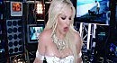 Britney Spears-Hold It Against Me