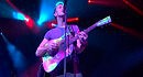 Coldplay - Charlie Brown (Brit Awards 2012)