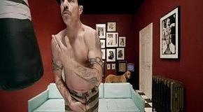 Red Hot Chili Peppers - Look Around