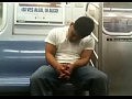 Не совсем удобно спать в метро