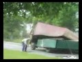 Видеоприкол - грузовик перевозит гараж