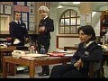 сериал "Тонкая голубая линия", серия 8 "репетиция суда"