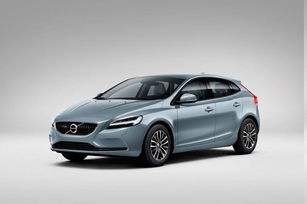 Обновленный V40 от Volvo