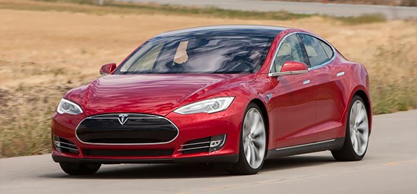 Tesla представит новую модель 