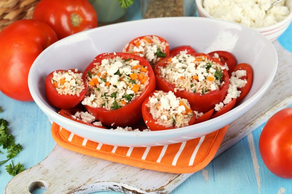 Рецепт 
                Фаршированные томаты с богатой начинкой
            