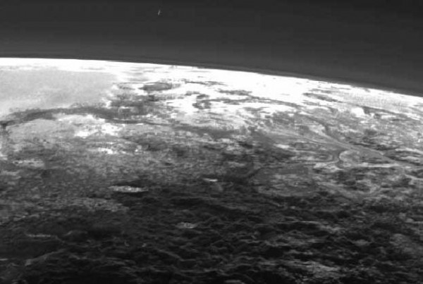 Хмари на Плутоні
